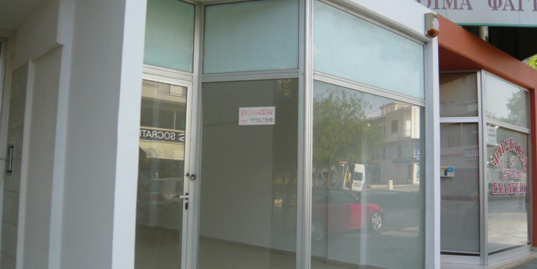 Shop for rent on a very busy street Com Spaces in Cyprus 1  (5)