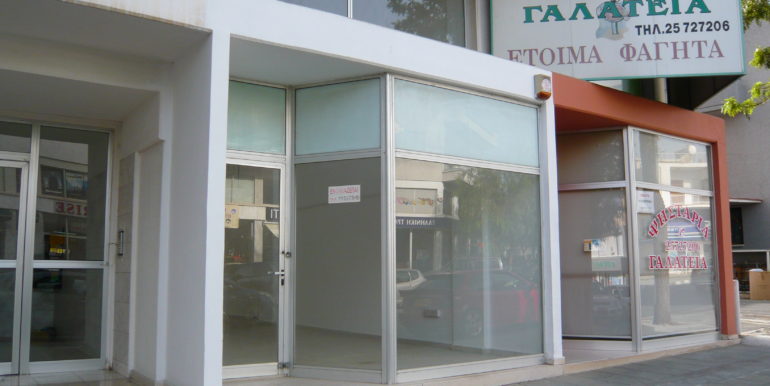 Shop for rent on a very busy street Com Spaces in Cyprus 1  (6)