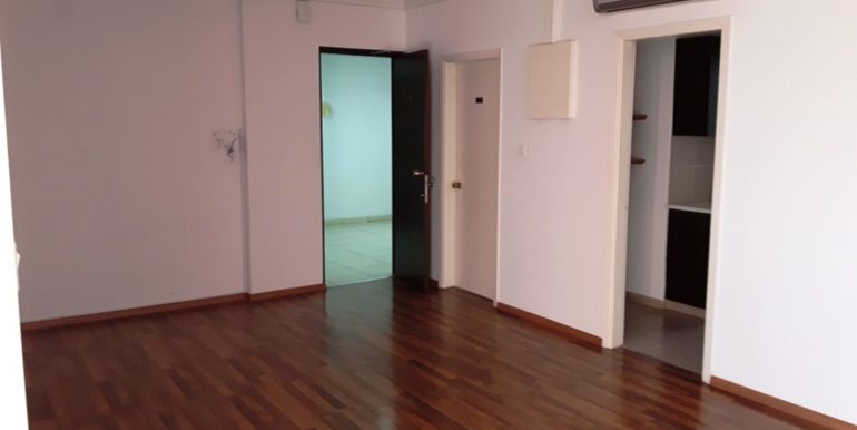 ComSpacesinCyprus OFFICE rent  town center 2