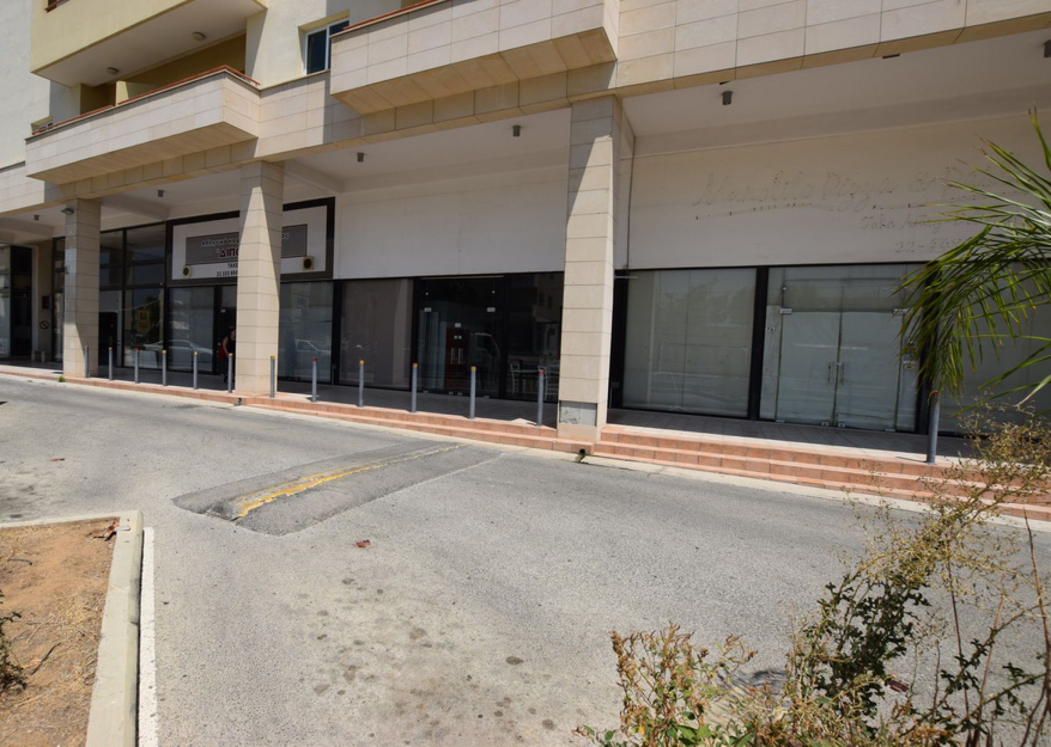 Restaurant space for sale in Aglantzia, Nicosia