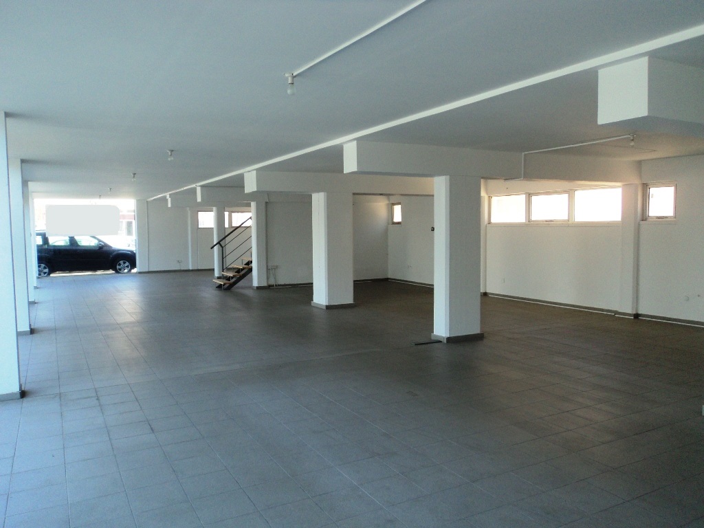 Showroom for Rent, Western Limassol Omonoia Area, 450 sq.m., 1.300